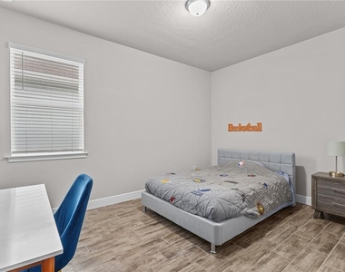 5429 Hope Sound Circle - Photo Thumbnail 18
