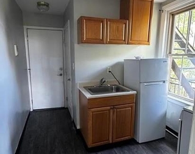 801 Chew Street - Photo Thumbnail 6
