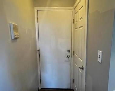 801 Chew Street - Photo Thumbnail 9