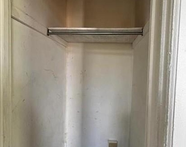 801 Chew Street - Photo Thumbnail 5