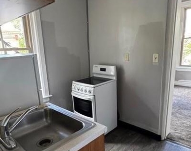 801 Chew Street - Photo Thumbnail 7