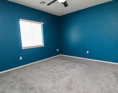 2210 Hannah Leigh Street - Photo Thumbnail 17