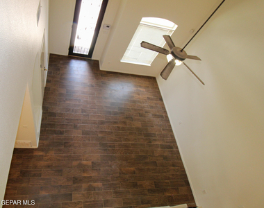 2210 Hannah Leigh Street - Photo Thumbnail 15