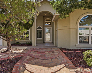 6141 Loma De Cristo Drive - Photo Thumbnail 4