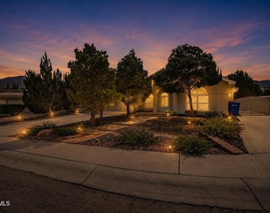 6141 Loma De Cristo Drive - Photo Thumbnail 3