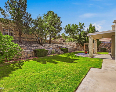 6141 Loma De Cristo Drive - Photo Thumbnail 36