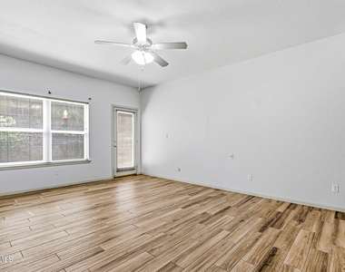 6141 Loma De Cristo Drive - Photo Thumbnail 18