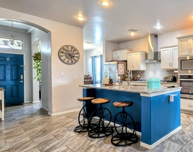 683 Codford Drive - Photo Thumbnail 1