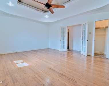 753 N Carolina Drive - Photo Thumbnail 15