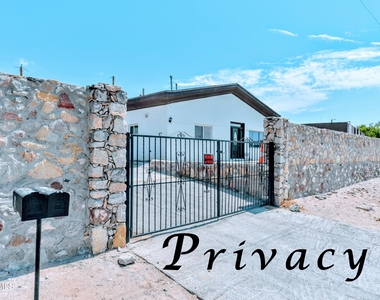 753 N Carolina Drive - Photo Thumbnail 4