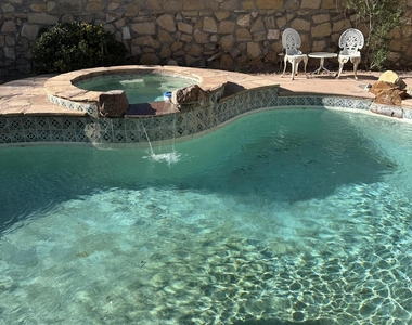 3518 Breckenridge Drive - Photo Thumbnail 2