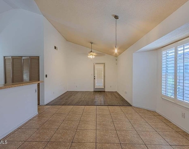 12833 Tierra Pueblo Drive - Photo Thumbnail 10