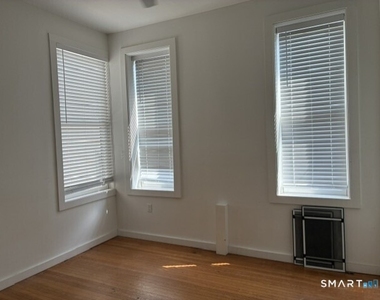 38 Academy Street - Photo Thumbnail 14