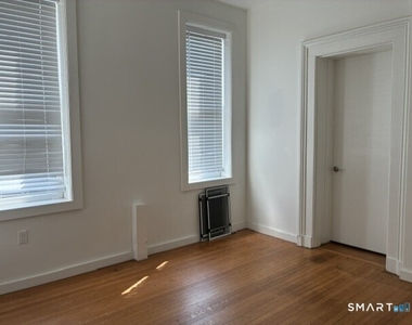 38 Academy Street - Photo Thumbnail 13