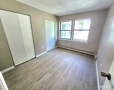 272 Bellevue Street - Photo Thumbnail 8