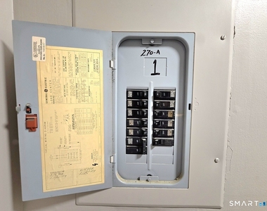 272 Bellevue Street - Photo Thumbnail 16