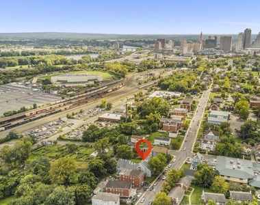 272 Bellevue Street - Photo Thumbnail 24