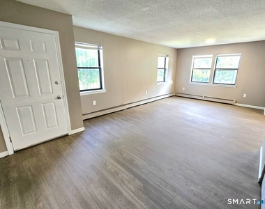 270 Bellevue Street - Photo Thumbnail 3