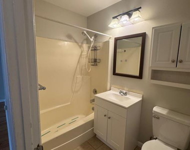 12 Cedar Court - Photo Thumbnail 3