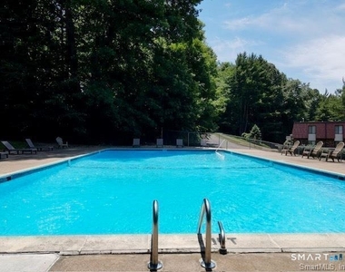 10 Woodsedge Drive - Photo Thumbnail 35