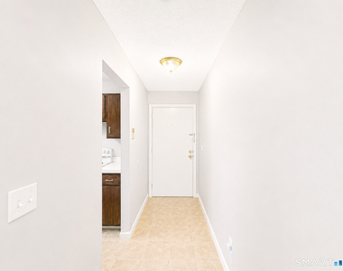 10 Woodsedge Drive - Photo Thumbnail 9