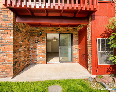10 Woodsedge Drive - Photo Thumbnail 32