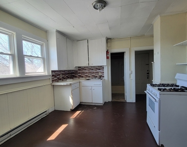 120 North Street - Photo Thumbnail 5