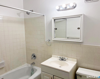 27 Northill Street - Photo Thumbnail 9