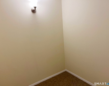 27 Northill Street - Photo Thumbnail 8