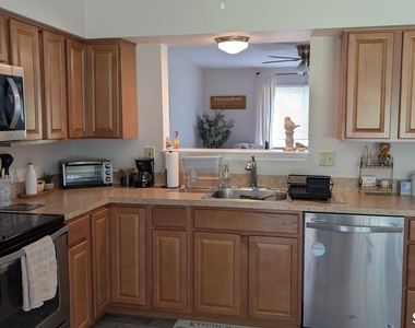 197 Pine Hill Road - Photo Thumbnail 6