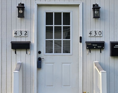 432 Pearl Harbor Street - Photo Thumbnail 1