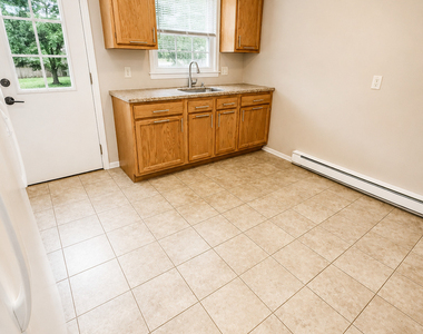 244 Peat Meadow Road - Photo Thumbnail 6