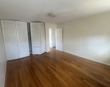 492 Fountain Street - Photo Thumbnail 12