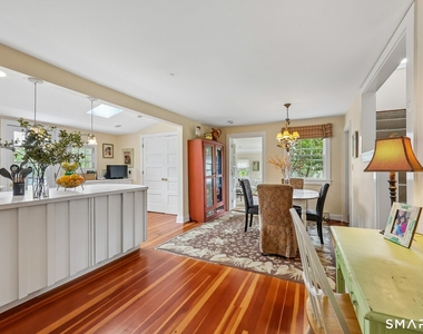 153 Middle Beach Road - Photo Thumbnail 12