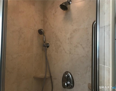 17 Pond Lane - Photo Thumbnail 15
