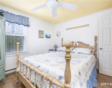 4 Elinor Road - Photo Thumbnail 8