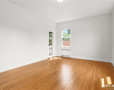 684 Farmington Avenue - Photo Thumbnail 20