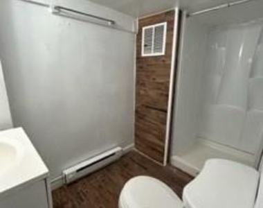 18 Knapp Street - Photo Thumbnail 6