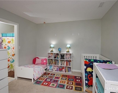 39 Ives Street - Photo Thumbnail 20