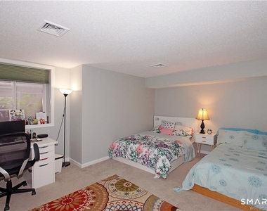 39 Ives Street - Photo Thumbnail 24