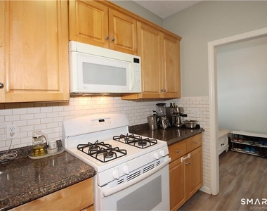 39 Ives Street - Photo Thumbnail 7