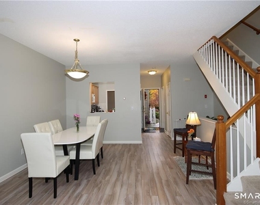 39 Ives Street - Photo Thumbnail 12
