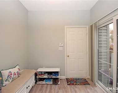 39 Ives Street - Photo Thumbnail 5