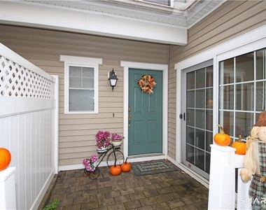 39 Ives Street - Photo Thumbnail 4
