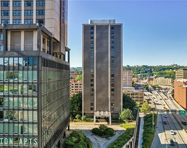 112 Washington Pl - Photo Thumbnail 28