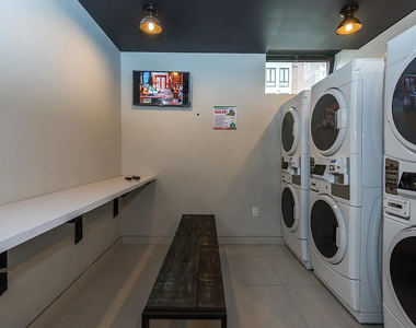 72 Maujer Street - Photo Thumbnail 16