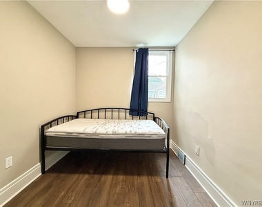 460 Rhode Island Street - Photo Thumbnail 17