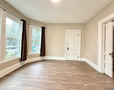 460 Rhode Island Street - Photo Thumbnail 10