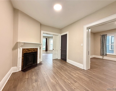 460 Rhode Island Street - Photo Thumbnail 2