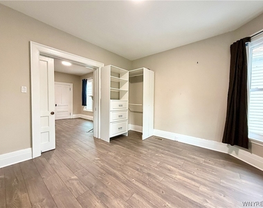 460 Rhode Island Street - Photo Thumbnail 6